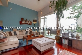 Clear Water Bay End-Unit Villa With Sea View Garden For Sale