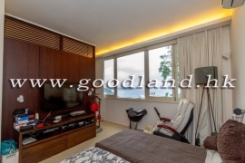 Clear Water Bay End-Unit Villa With Sea View Garden For Sale
