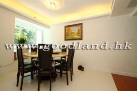 Clear Water Bay Renovated Garden Villa For Sale