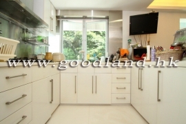 Clear Water Bay Renovated Garden Villa For Sale