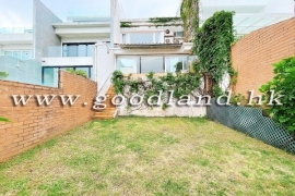 Clear Water Bay Villa With Split-Level Lawn Garden For Sale