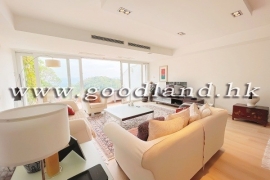 Clear Water Bay Villa With Split-Level Lawn Garden For Sale