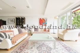 Clear Water Bay Villa With Split-Level Lawn Garden For Sale