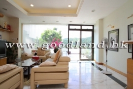 SAI KUNG Waterfront Villa with Big Garden For Sale