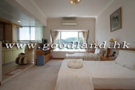 SAI KUNG Waterfront Villa with Big Garden For Sale
