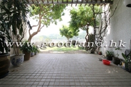 SAI KUNG Waterfront Villa with Big Garden For Sale