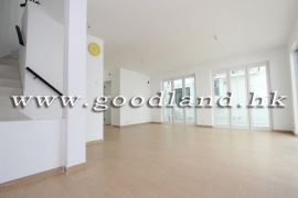 CLEAR WATER BAY Village House with Sea View and Lovely Garden For Rent