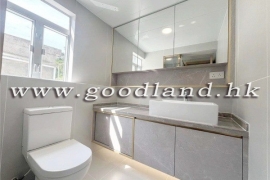 Clear Water Bay Family Villa For Sale | Convenient Location