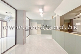 Clear Water Bay Family Villa For Sale | Convenient Location