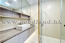 Clear Water Bay Family Villa For Sale | Convenient Location