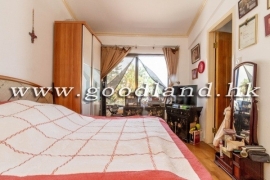 Clear Water Bay Corner Villa With Huge Garden For Sale