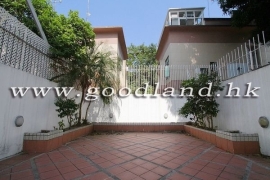 Clear Water Bay Renovated Villa For Sale | 3 Bedrooms