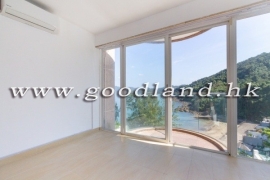 Clear Water Bay Waterfront Sea View Villa For Sale