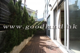 CLEAR WATER BAY Renovated Sea View Village House For Sale