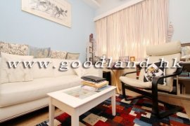 Clear Water Bay Poolside Apartment For Sale