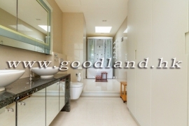 Clear Water Bay Prestigious Villa For Sale | Garage