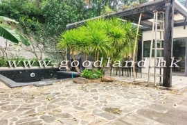 Sai Kung Villa For Sale Private Gate With Big Garden