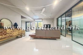 Sai Kung Villa For Sale Private Gate With Big Garden