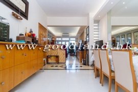 Clear Water Bay Garden Apartment For Sale