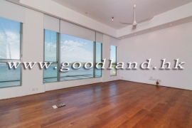 Clear Water Bay Detached Beachfront House For Sale