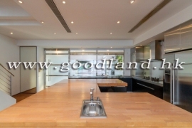 Clear Water Bay Detached Beachfront House For Sale