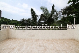 CLEAR WATER BAY Small Whole Block Village House with Garden For Rent