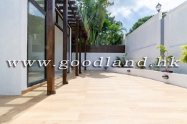 Clear Water Bay Garden Villa For Sale | High Ceiling