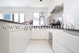 CLEAR WATER BAY Village House with Garden and Sea View For Rent