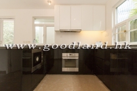 CLEAR WATER BAY Renovated Village House with Sea View Walk to Beach For Rent