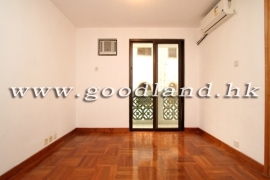 CLEAR WATER BAY Lower Duplex Village House with Garden For Rent