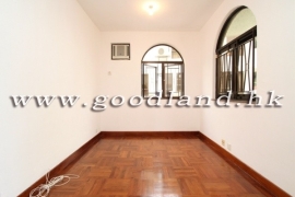 CLEAR WATER BAY Lower Duplex Village House with Garden For Rent