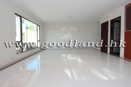 CLEAR WATER BAY Spacious Village House with Greenery and Sea View For Rent