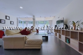 Sai Kung Hebe Villa For Sale