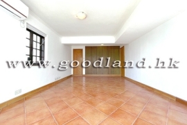 CLEAR WATER BAY Waterfront Village House in Expat Community For Sale