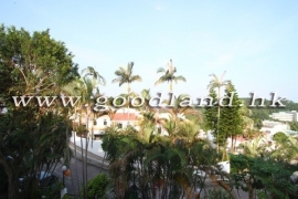 Managed Clear Water Bay Villa With Garage For Sale