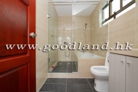CLEAR WATER BAY Village House with Sea and Greenery Views For Rent