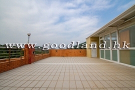 CLEAR WATER BAY House with Big Garden For Sale