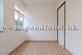 CLEAR WATER BAY House with Big Garden For Sale