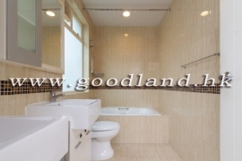 CLEAR WATER BAY House with Big Garden For Sale
