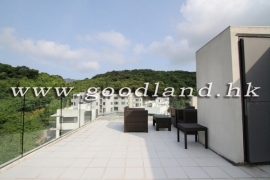 CLEAR WATER BAY Renovated House with Big Garden For Sale