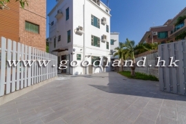 CLEAR WATER BAY House with Big Garden For Sale