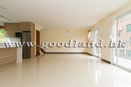 CLEAR WATER BAY Spacious Village House For Sale