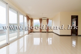 CLEAR WATER BAY Spacious Village House For Sale