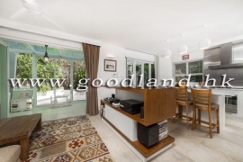 Clear Water Bay Garden Duplex Village House for Sale