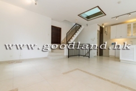 Clear Water Bay Rooftop Village House for Sale