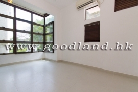 Clear Water Bay Rooftop Village House for Sale