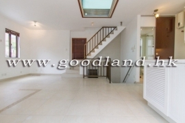 Clear Water Bay Rooftop Village House for Sale