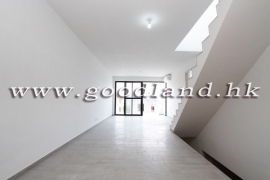 Clear Water Bay Sea View Duplex Village House for Sale