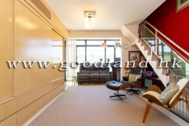 Clear Water Bay Open Kitchen Village House for Sale