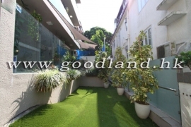 Clear Water Bay Convenient Location Village House for Sale